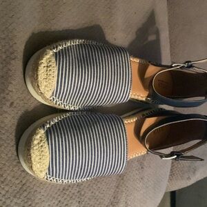 A.n.a new approach women size 10 never worn